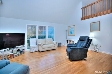 160 Glengarry Rd unit 160, Fairfield, CT 06825 - photo 5