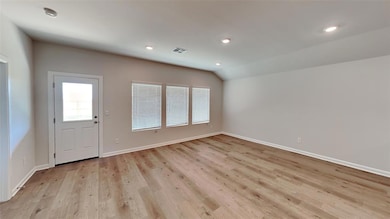 10232 NW 28th St, Yukon, OK 73099 - photo 5