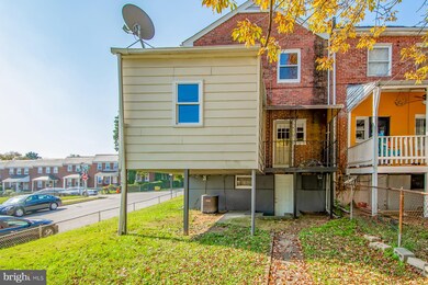 1101 Lyndhurst St, Baltimore, MD 21229 - photo 3