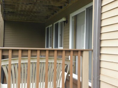 69 Manor Rd unit 4, Lincoln, NH 03251 - photo 3