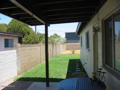 4809 S La Rosa Dr unit B, Tempe, AZ 85282 - photo 2