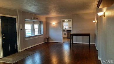 7806 Garden Ave, Saint Louis, MO 63119 - photo 2