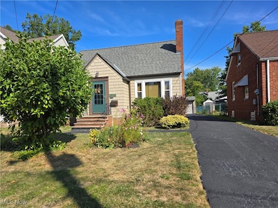 25731 Farringdon Ave, Euclid, OH 44132 - photo 2