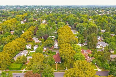 Nestled gently into the Lehigh Valley. Close to ar