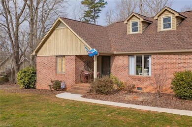 980 Monroe Ave, Asheboro, NC 27205 - photo 4