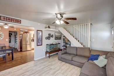 7-web-or-mls-E 9th Ave-007