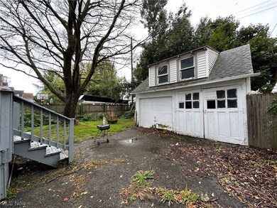 1346 Penhurst Rd, Cleveland, OH 44110 - photo 2