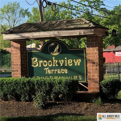 289 Main St unit 9R, Spotswood, NJ 08884 - photo 6