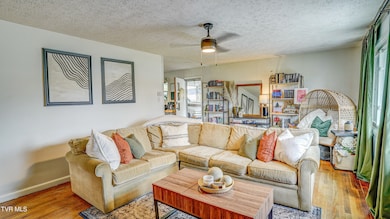 _DSC9798_799_800_801_802