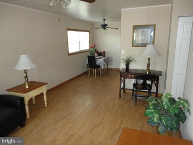 306 W Furnace Branch Rd, Glen Burnie, MD 21061 - photo 6