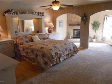 313 W Crofton St, Chandler, AZ 85225 - photo 4