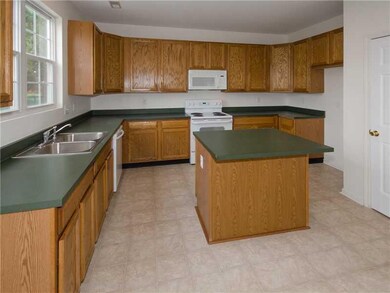 12949 Ross Crossing, Fishers, IN 46038 - photo 4