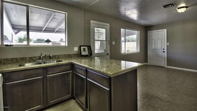 3126 N 44th Ln, Phoenix, AZ 85031 - photo 6