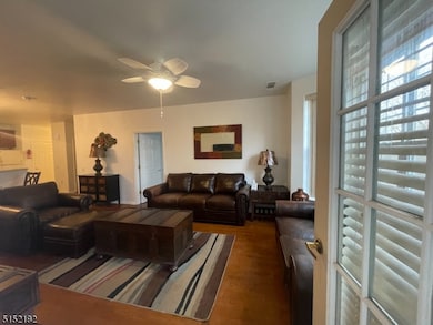 Altair unit C0132, Elmwood Park, NJ 07407 - photo 6