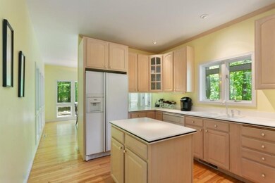 07_19439Jeffery_5_Kitchen_LowRes