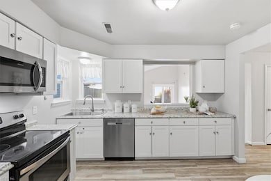 947 Fern Ridge Rd, Virginia Beach, VA 23452 - photo 3