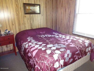 83 W Lincoln St, Bitely, MI 49309 - photo 5