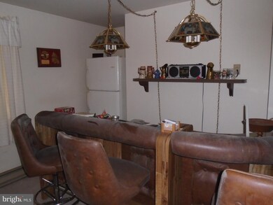 128 Beavens Rd, Reading, PA 19608 - photo 4