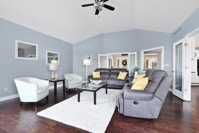 9059 Schillton Dr, Saint John, IN 46373 - photo 4