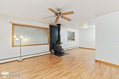 23-Living Room 20201218-DW-2841