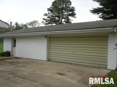 1416 Dorris Heights Rd, Harrisburg, IL 62946 - photo 2