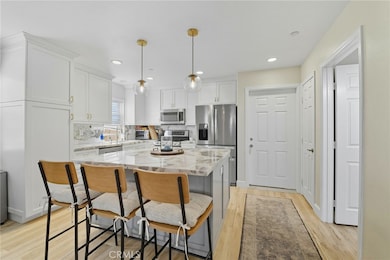 21711 Doss Place, Santa Clarita, CA 91350 - photo 3