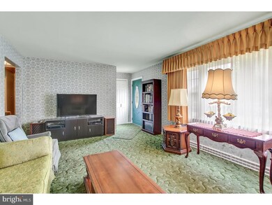 1013 Laurelee Ave, Reading, PA 19605 - photo 3