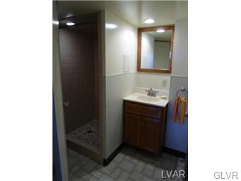 501 S Leh St unit 507, Allentown, PA 18104 - photo 6
