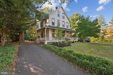 278 Linden St unit 278, Moorestown, NJ 08057 - photo 2