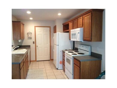 Kitchen. Includes all appliances