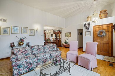 102 Concours Ln, Hawley, PA 18428 - photo 5