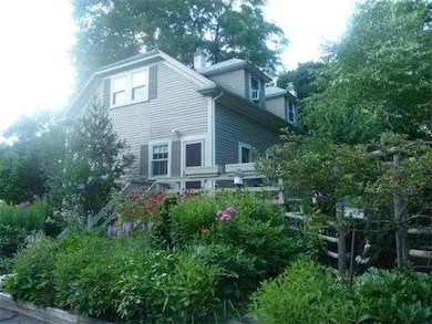 53 Riverdale Rd, Wellesley Hills, MA 02481 - photo 6