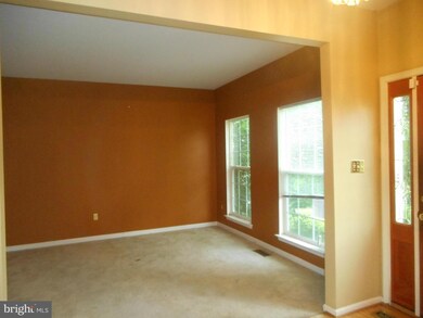 2349 S Hampton Dr, Bryans Road, MD 20616 - photo 3