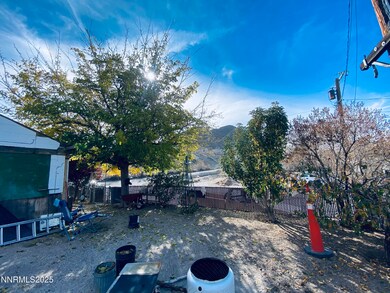 210 N South St, Tonopah, NV 89049 - photo 2