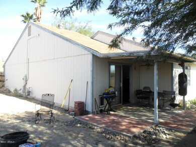 Backyard & Covered Patio