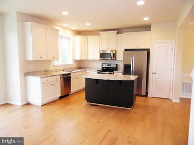 20254 Capital Ln, Hagerstown, MD 21742 - photo 3