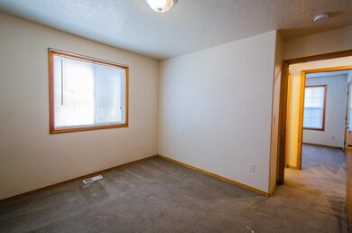 1009 & 1011 E Connecticut Ave, Nampa, ID 83686 - photo 5