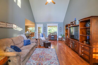 328 Shelby Cir, Shelbyville, TN 37160 - photo 4