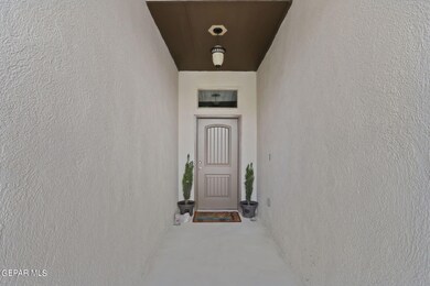 777 Pontop Hall St, El Paso, TX 79928 - photo 4