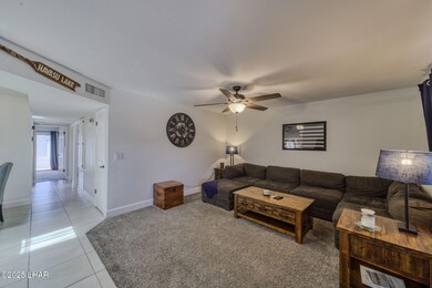 2121SaharaDr-01