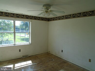 603 Clymer St, New Castle, DE 19720 - photo 3