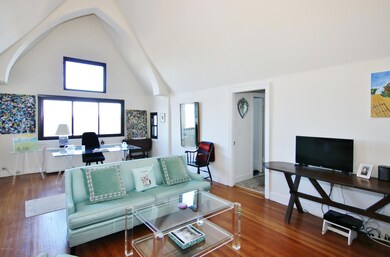 Greenwich Lodge unit 6D, Greenwich, CT 06830 - photo 4