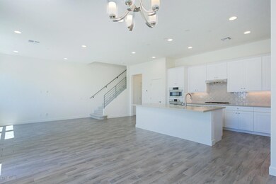 Mulberry 34 family room