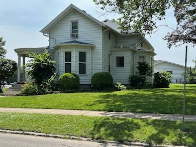 603 Linn St, Brookfield, MO 64628 - photo 2