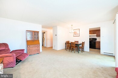 100 Winding Way unit A11, Downingtown, PA 19335 - photo 6