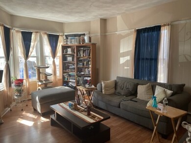 26 Pierce St, Pawtucket, RI 02860 - photo 2