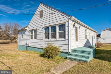 4870 Calvert Dr, Saint Leonard, MD 20685 - photo 2