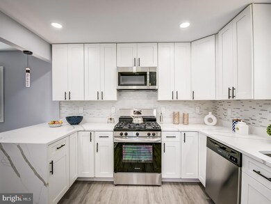 7715 Garrison Rd, Hyattsville, MD 20784 - photo 5