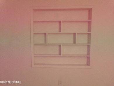 313 E State Line Rd, Toledo, OH 43612 - photo 5