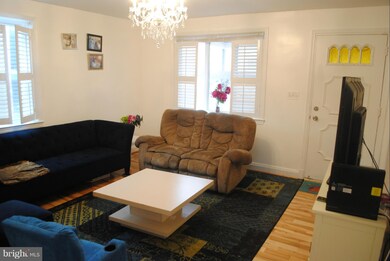 4244 Towanda Ave, Baltimore, MD 21215 - photo 3